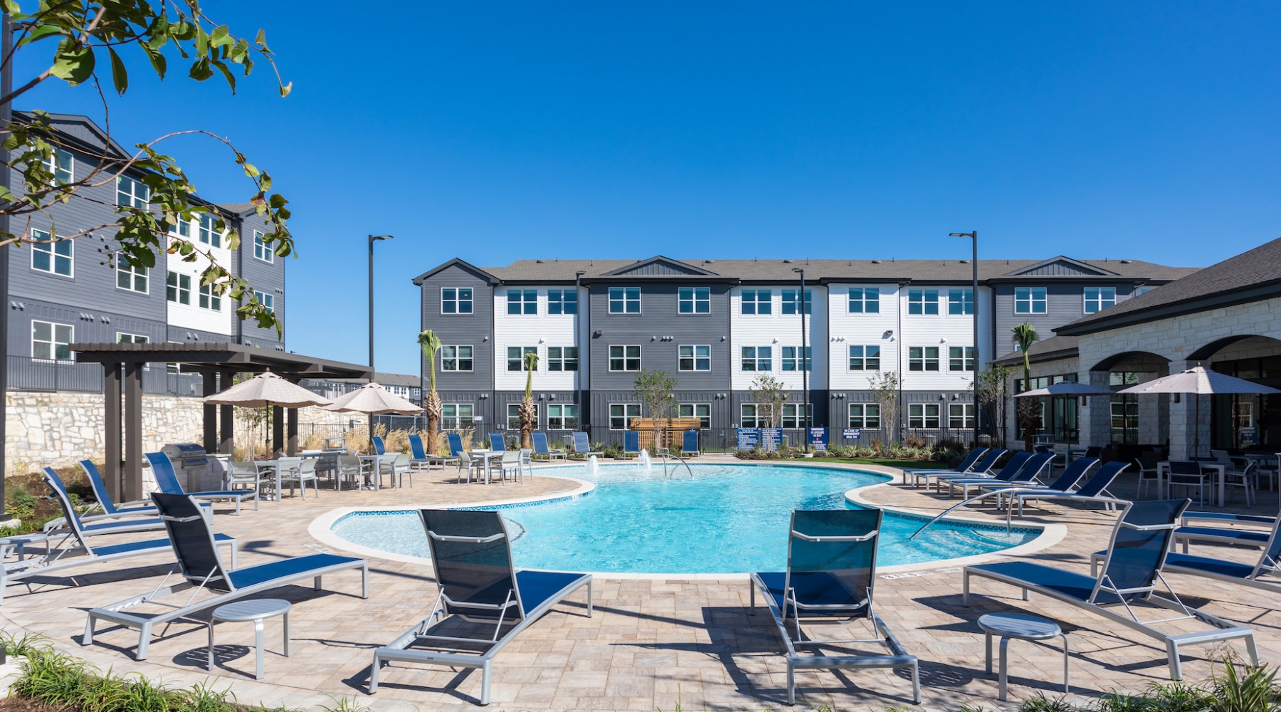 Prose Westover Hills  1 & 2 Bedroom Apartments In Westover Hills!